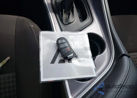 2022 Dodge Challenger R/T из США, поврежденный, VIN 2C3CDZBTXNH151934